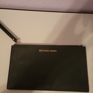 Michael Kors Wristlet